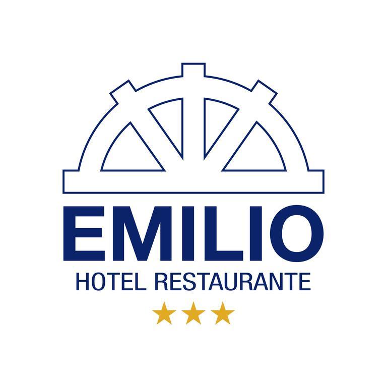 Hotel Restaurante Emilio Hellín Esterno foto